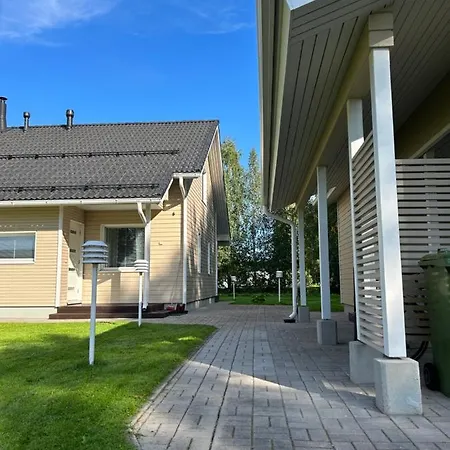 Arctic Nest Villa By Booklapland * Ροβανιέμι